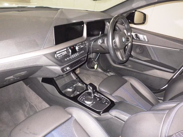 BMW 1-SERIES