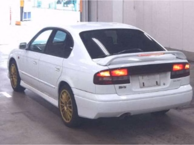 SUBARU LEGACY B4
