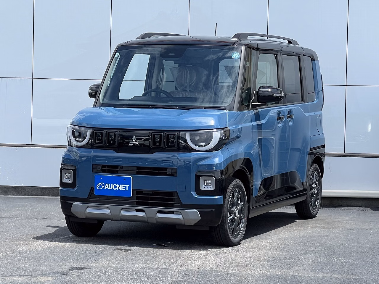 Mitsubishi Delica Mini