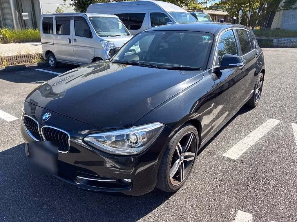 BMW 1-SERIES