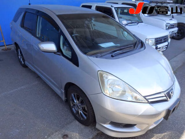 HONDA FIT SHUTTLE