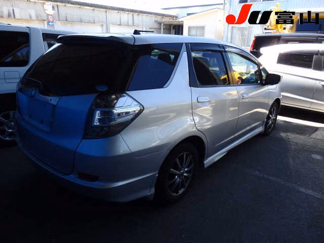 HONDA FIT SHUTTLE