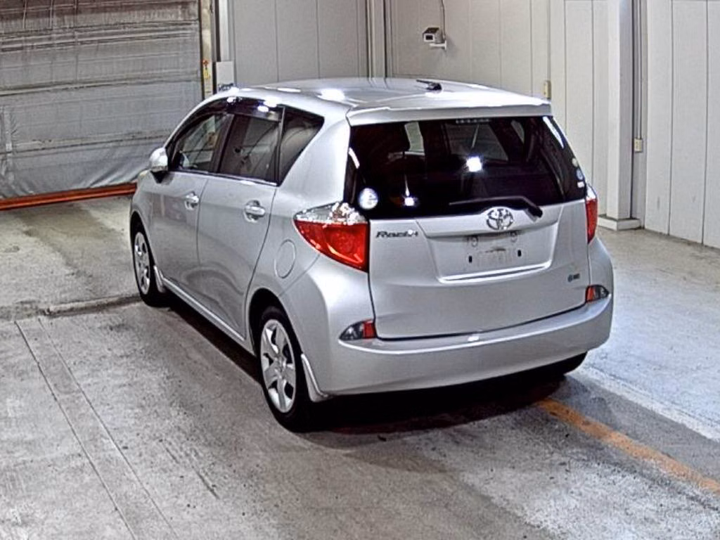 TOYOTA RACTIS