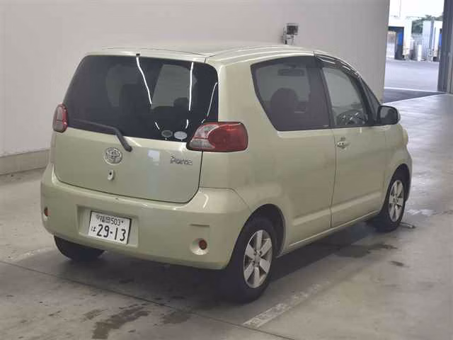 TOYOTA PORTE