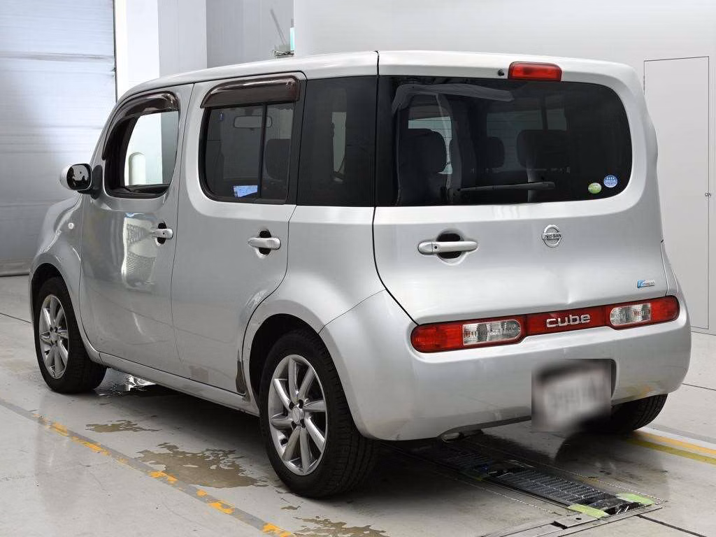 NISSAN CUBE