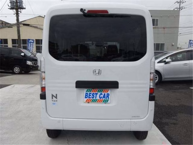 HONDA N-VAN