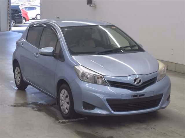 TOYOTA VITZ