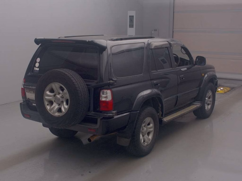 TOYOTA HILUX SURF