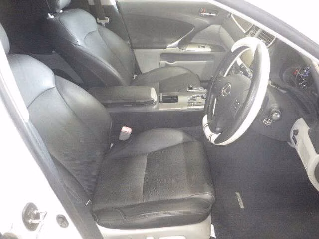 LEXUS IS250