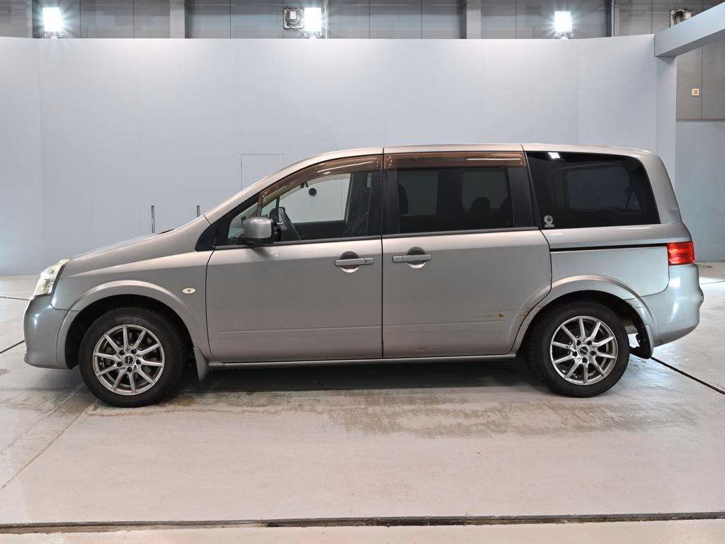 NISSAN LAFESTA