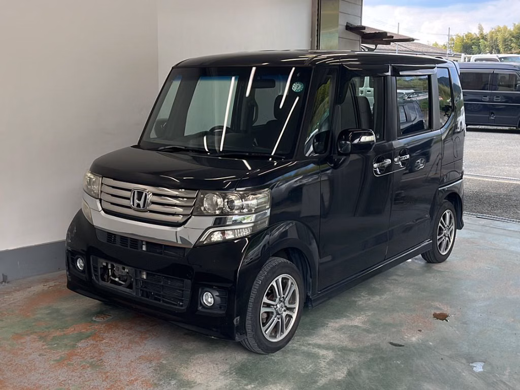 HONDA N-BOX