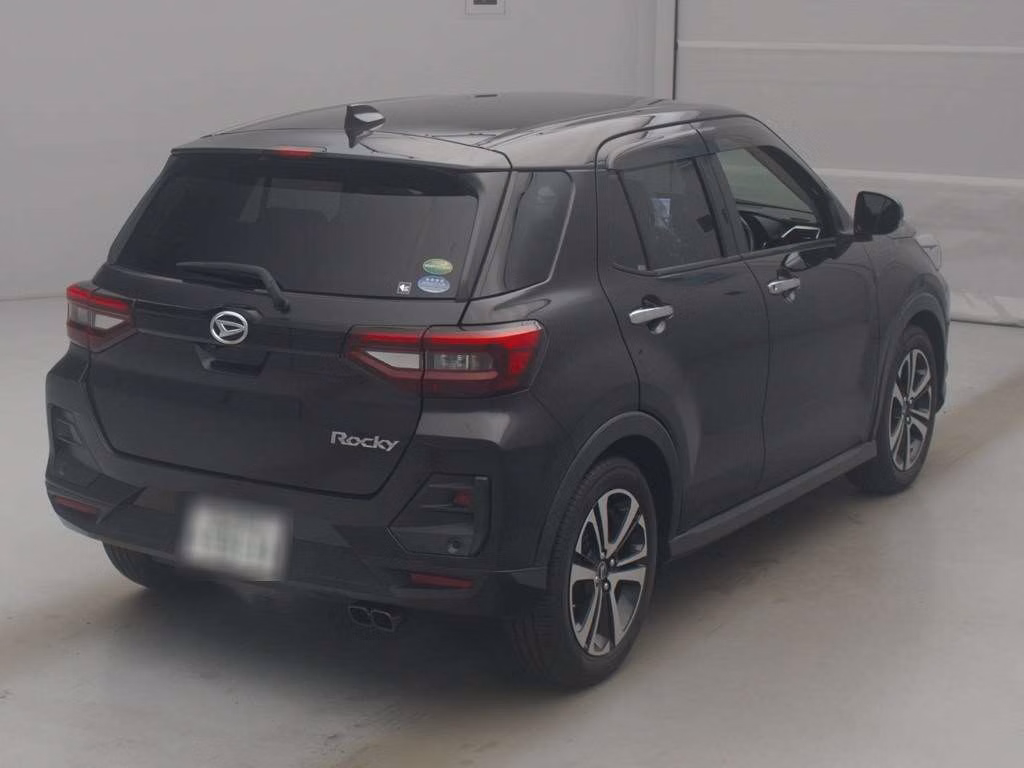 DAIHATSU ROCKY