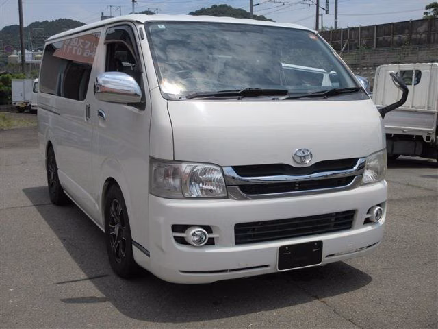 Toyota Regius Ace