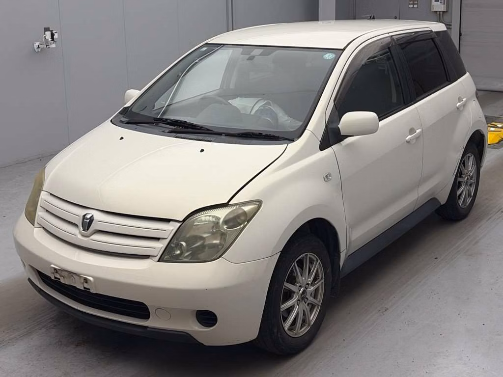TOYOTA IST