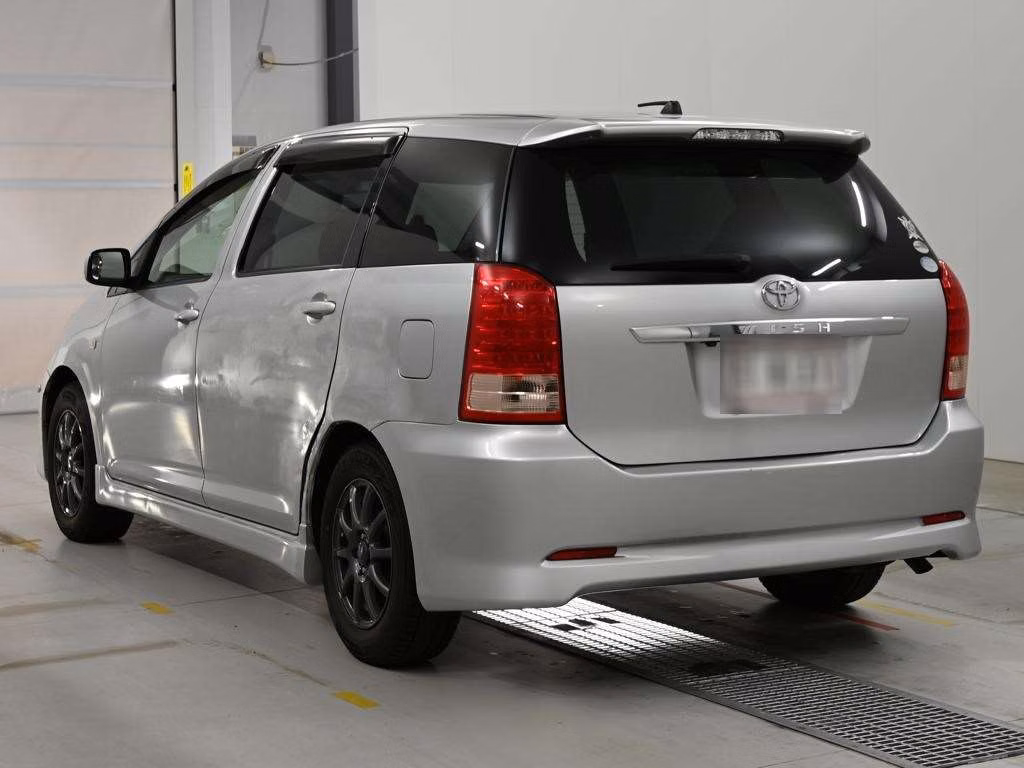TOYOTA WISH
