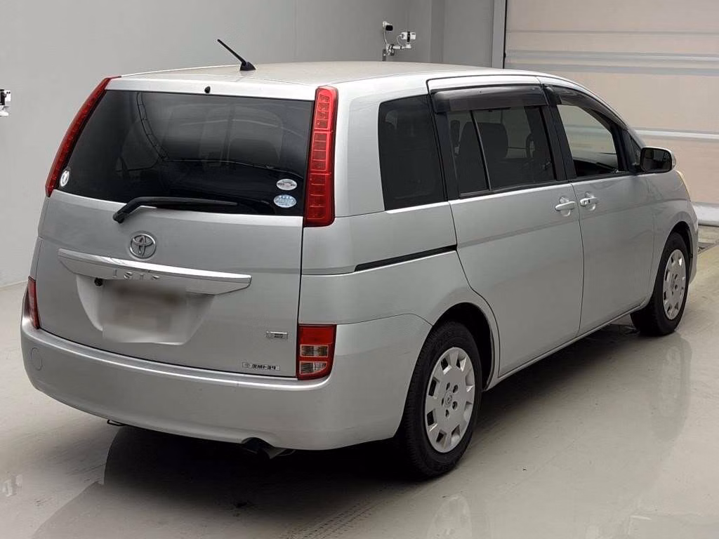 TOYOTA ISIS