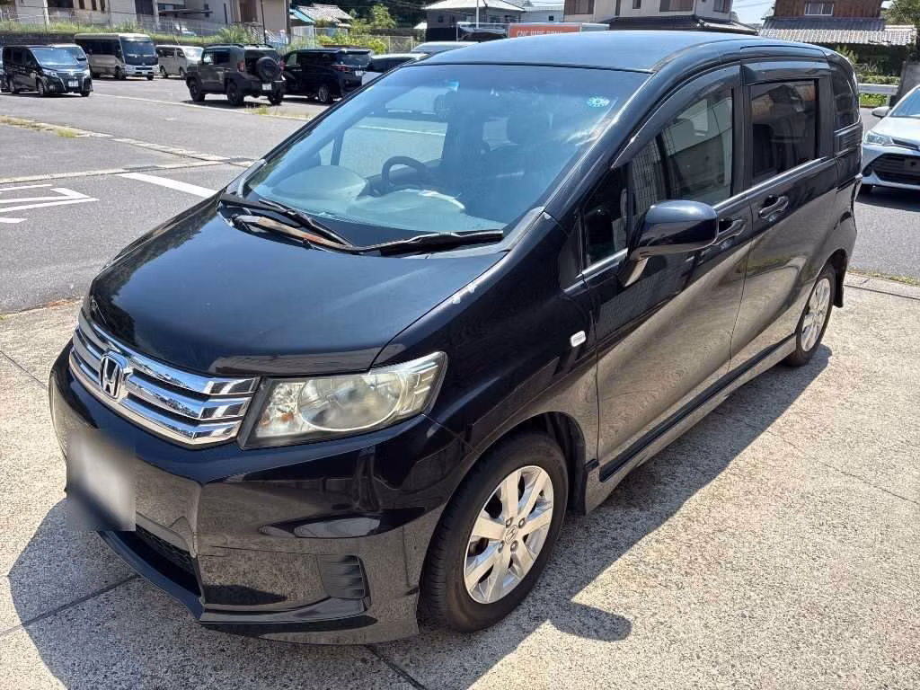 HONDA FREED SPIKE
