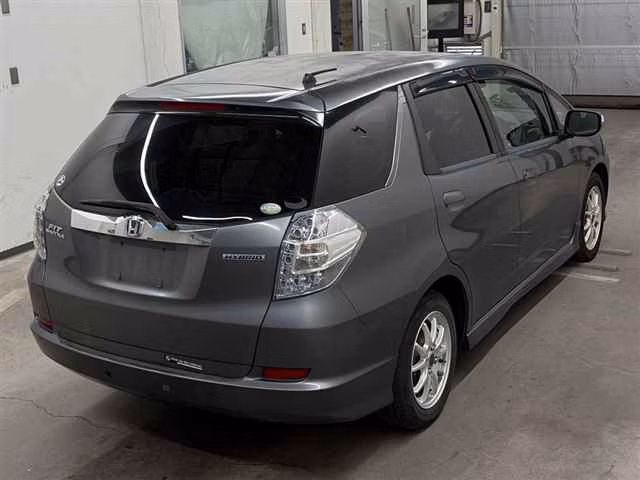 HONDA FIT SHUTTLE