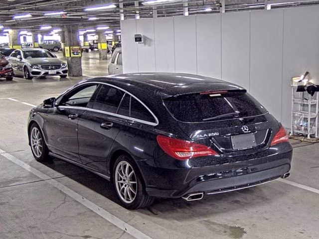 MERCEDES-BENZ CLA-CLASS