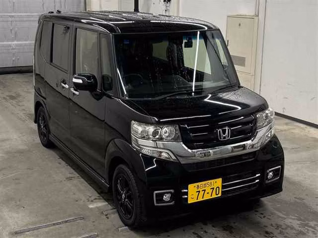 HONDA N-BOX