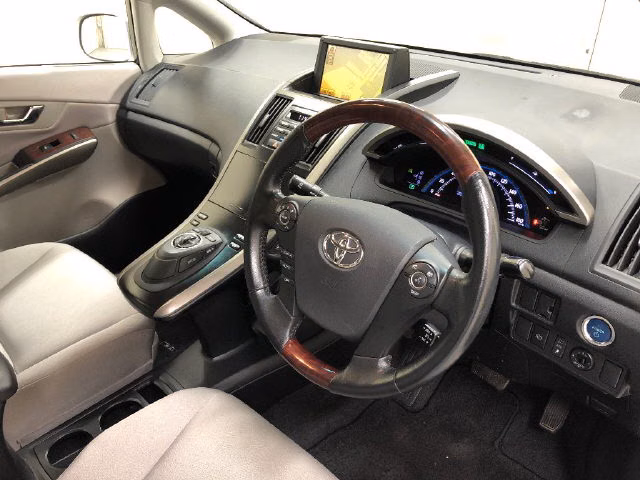 TOYOTA SAI