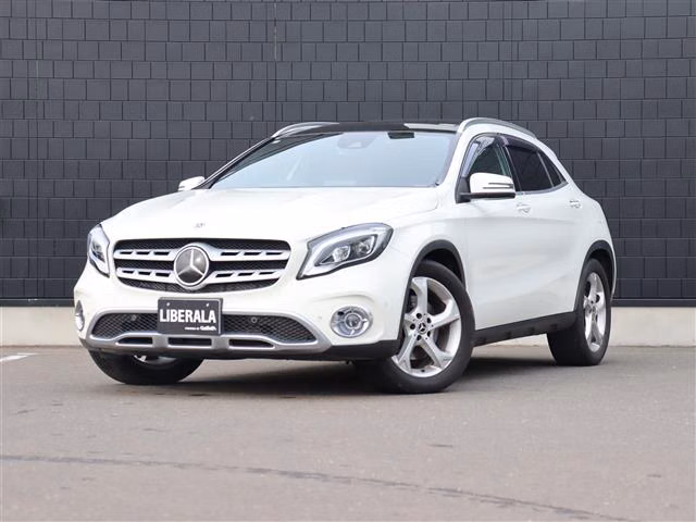 Mercedes-Benz GLA-Class