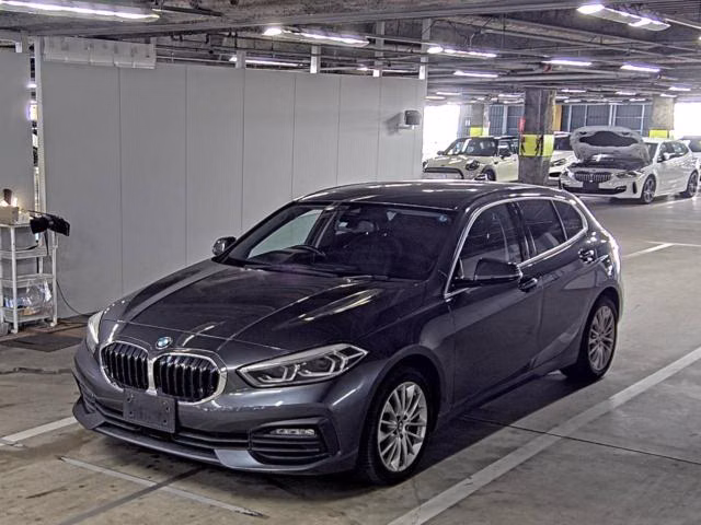 BMW 1-SERIES