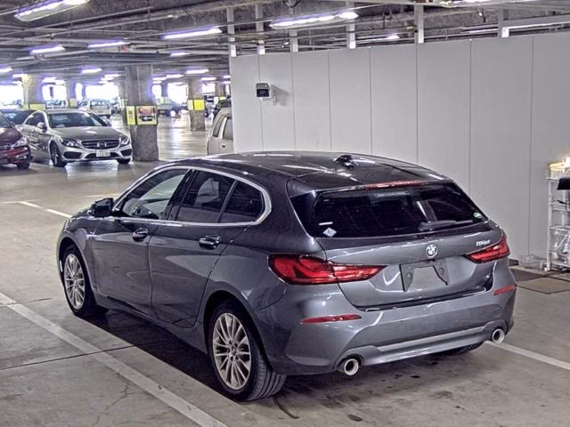 BMW 1-SERIES