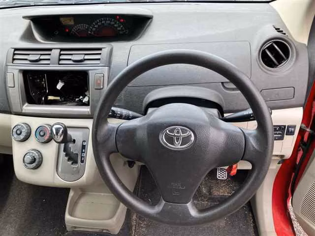 TOYOTA PASSO SETTE