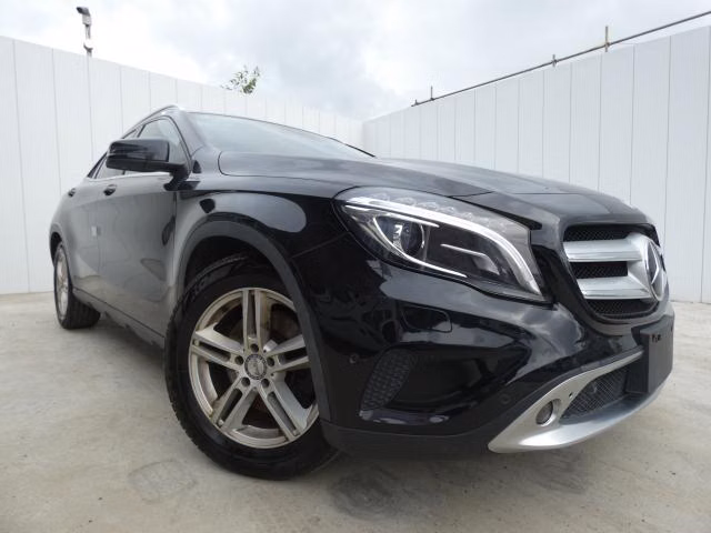Mercedes-Benz GLA-Class