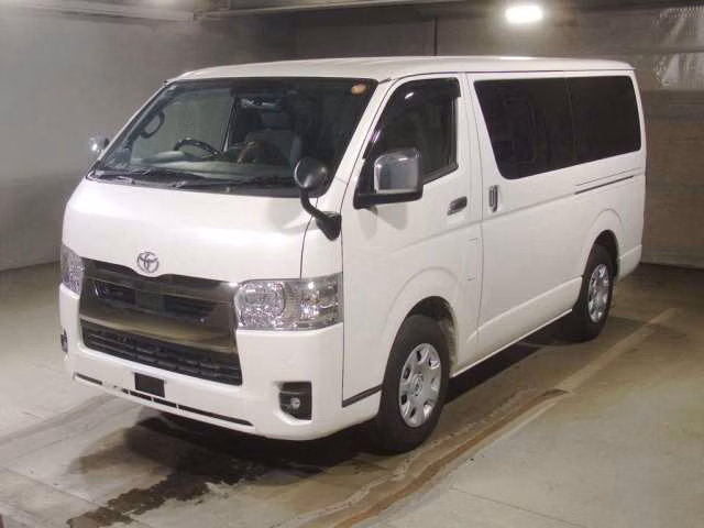 Toyota Regius Ace