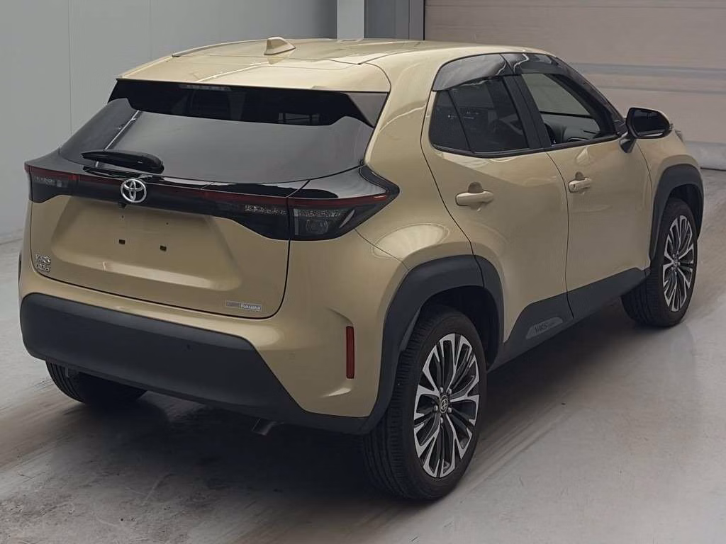 TOYOTA YARIS CROSS