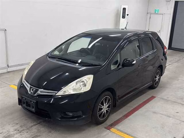 HONDA FIT SHUTTLE