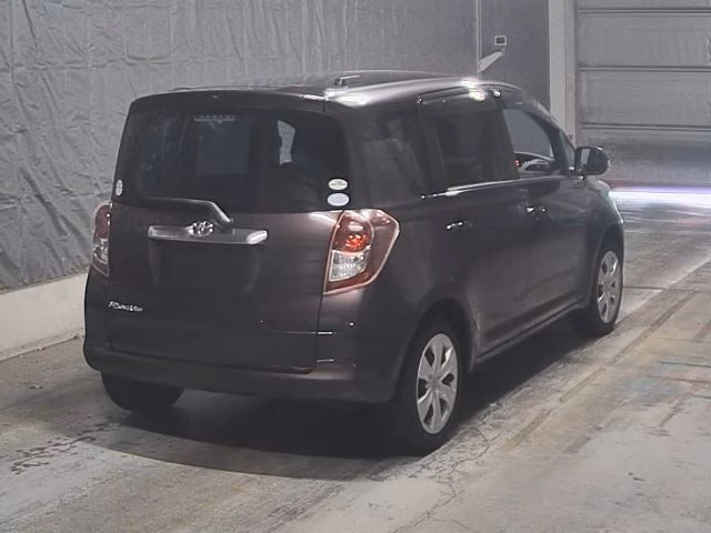 TOYOTA RACTIS