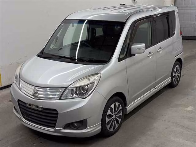MITSUBISHI DELICA D:2