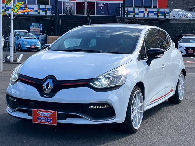 RENAULT LUTECIA