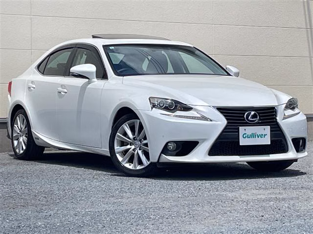 Lexus IS300h