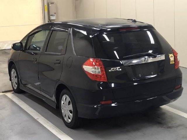 HONDA FIT SHUTTLE