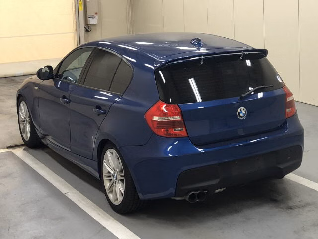 BMW 1-SERIES