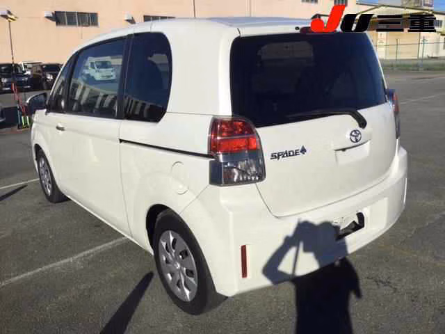 TOYOTA SPADE