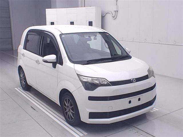 TOYOTA SPADE