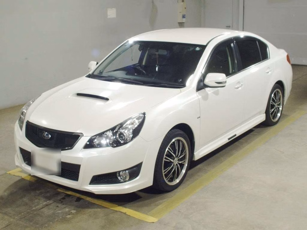SUBARU LEGACY B4