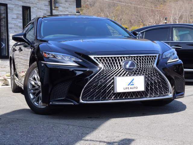 Lexus LS500h