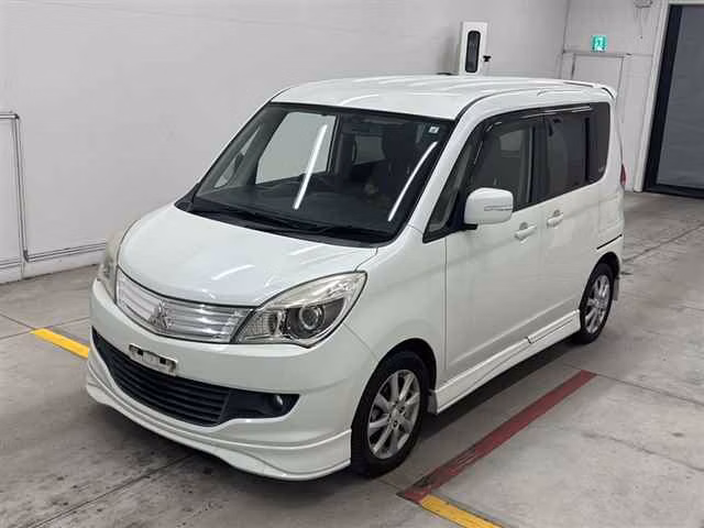 MITSUBISHI DELICA D:2
