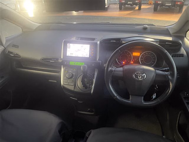TOYOTA WISH