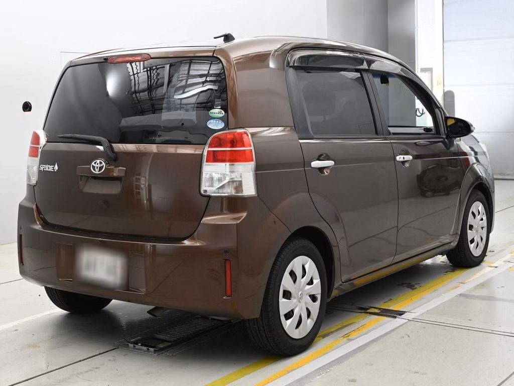 TOYOTA SPADE