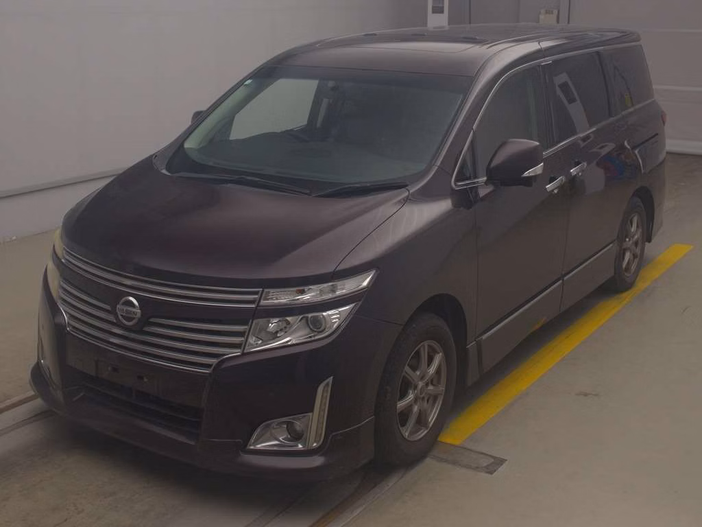 NISSAN ELGRAND