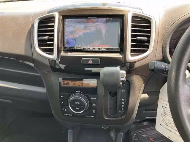 MITSUBISHI DELICA D:2