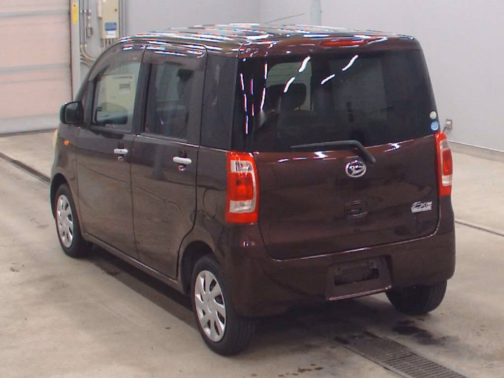 DAIHATSU TANTO EXE
