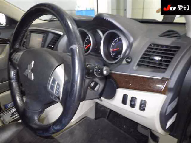 MITSUBISHI GALANT FORTIS